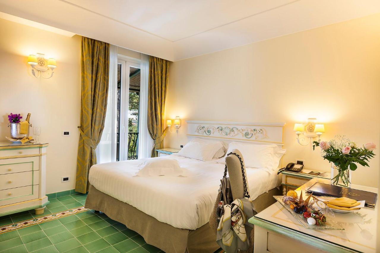 Excelsior Belvedere Hotel & Spa 이스키아 외부 사진